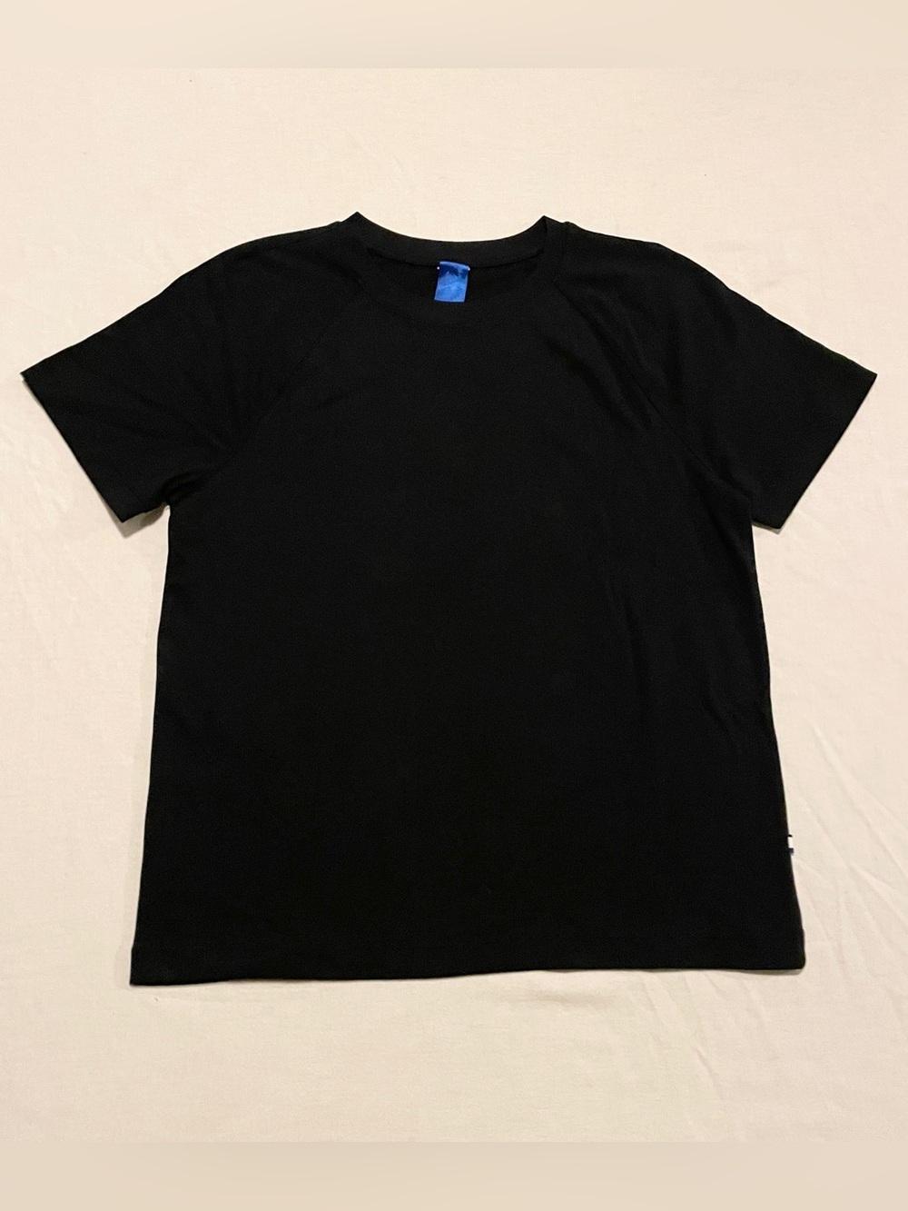Kit and Ace Black Crewneck T-Shirt - Women's Size M - Soft Cotton Spandex Blend